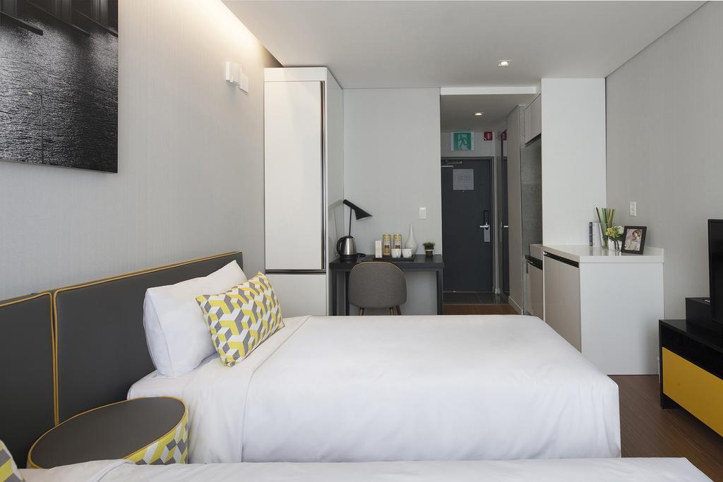 Tov & Aparthotel